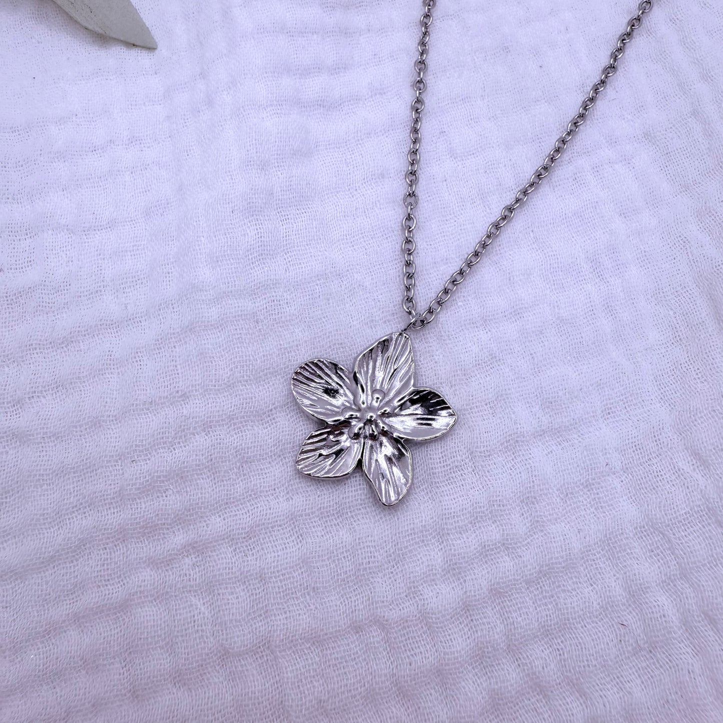 Collier Bora-Bora