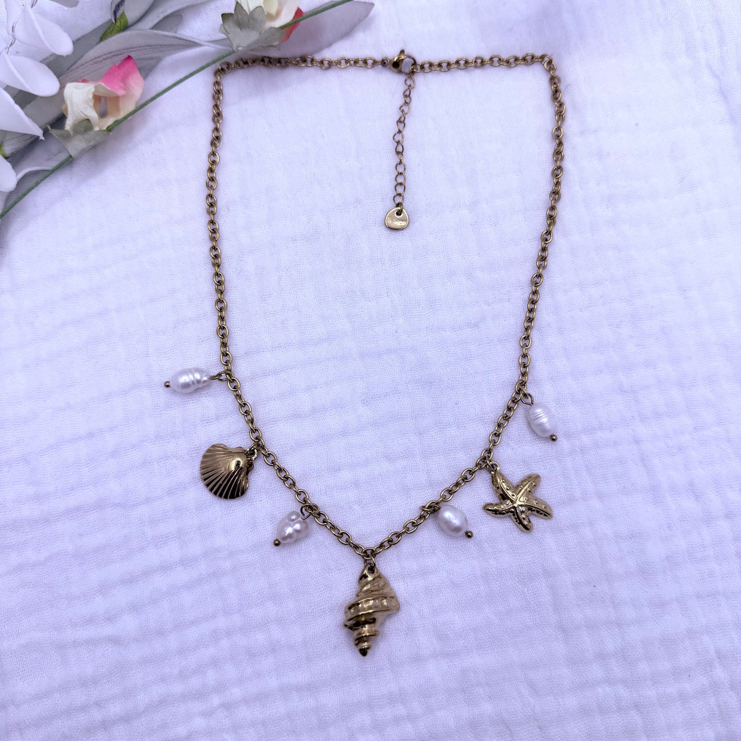 Collier Calvi