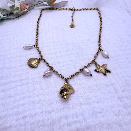 Collier Calvi